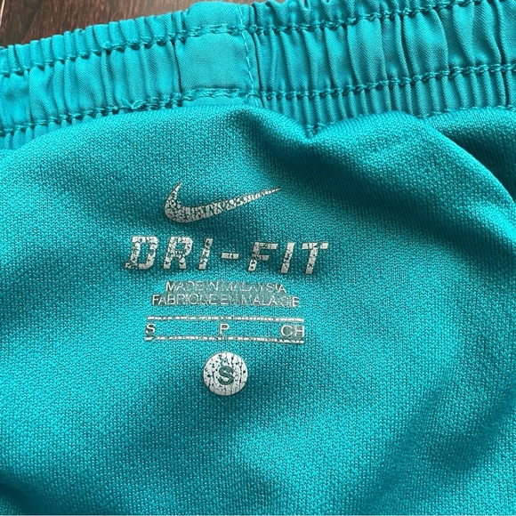 Nike Dri-Fit Women’s Running Shorts Set Of 2 Size S With Liner Blue Silver - Picture 5 of 11